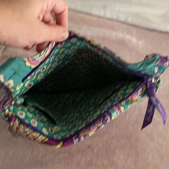 Vera Bradley - Picture 3 of 5